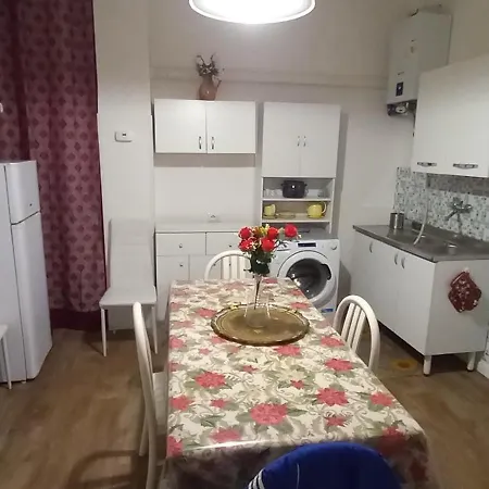 Flat شقة